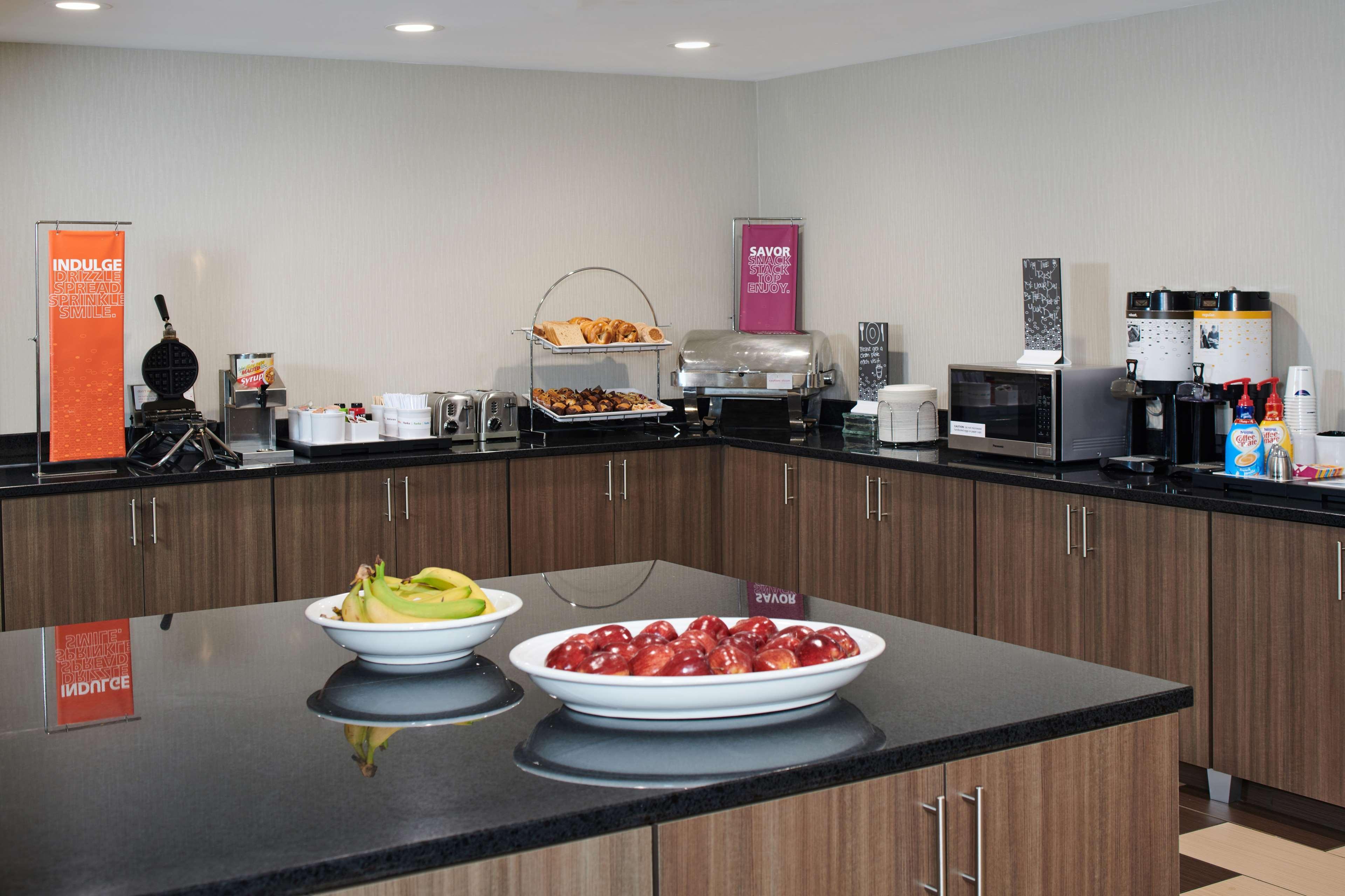 Hampton Inn & Suites Chapel Hill/Durham Eksteriør billede