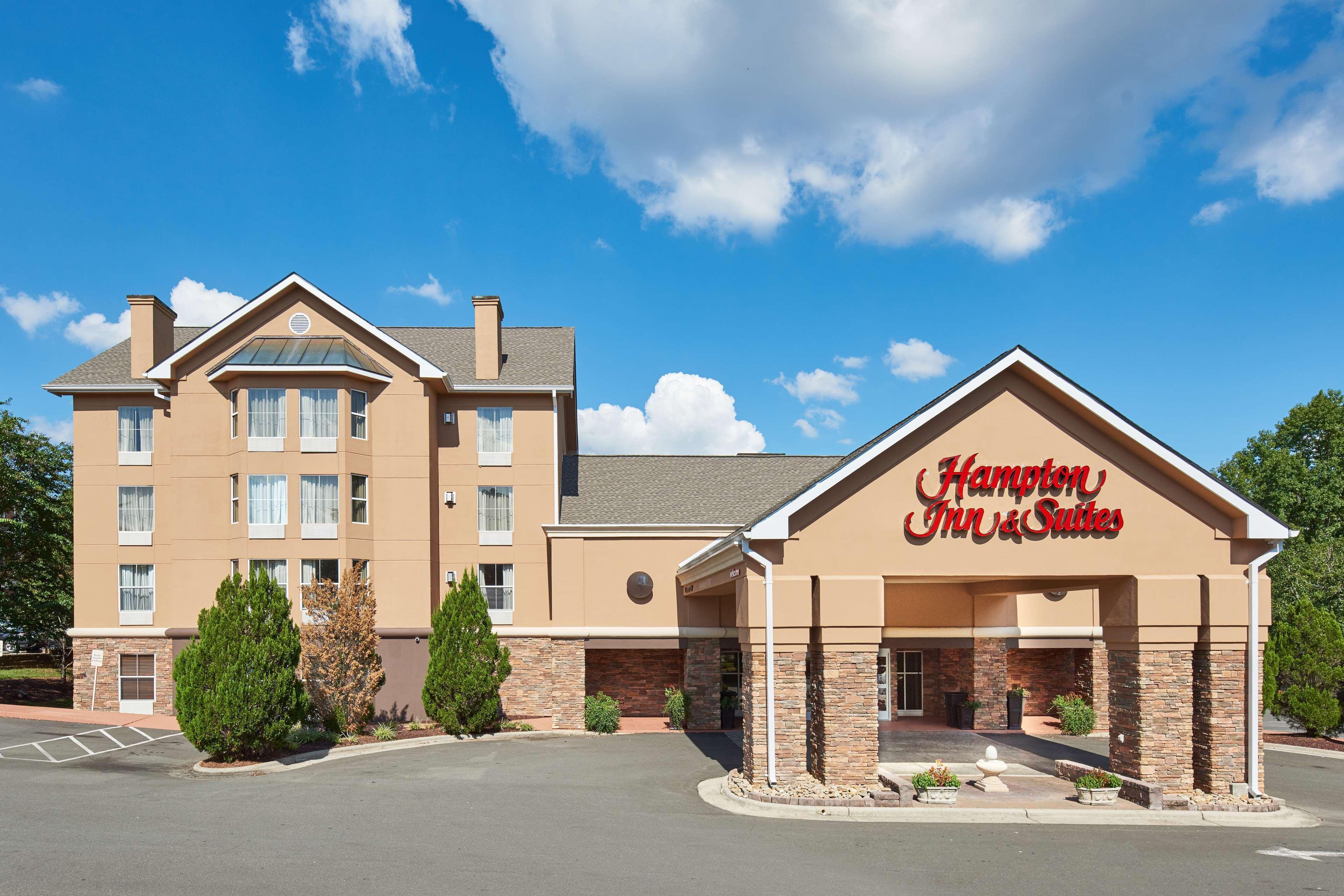 Hampton Inn & Suites Chapel Hill/Durham Eksteriør billede