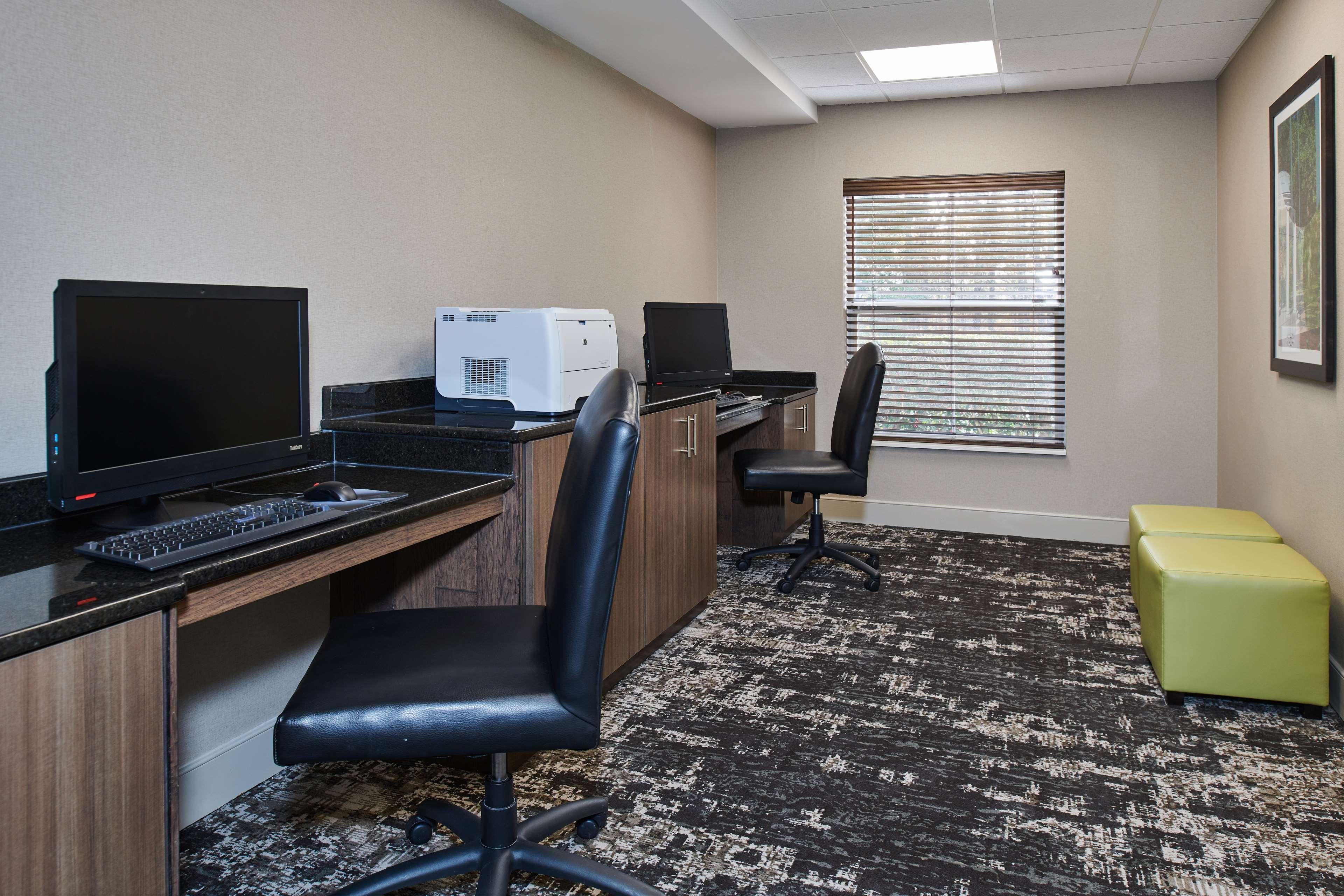 Hampton Inn & Suites Chapel Hill/Durham Eksteriør billede