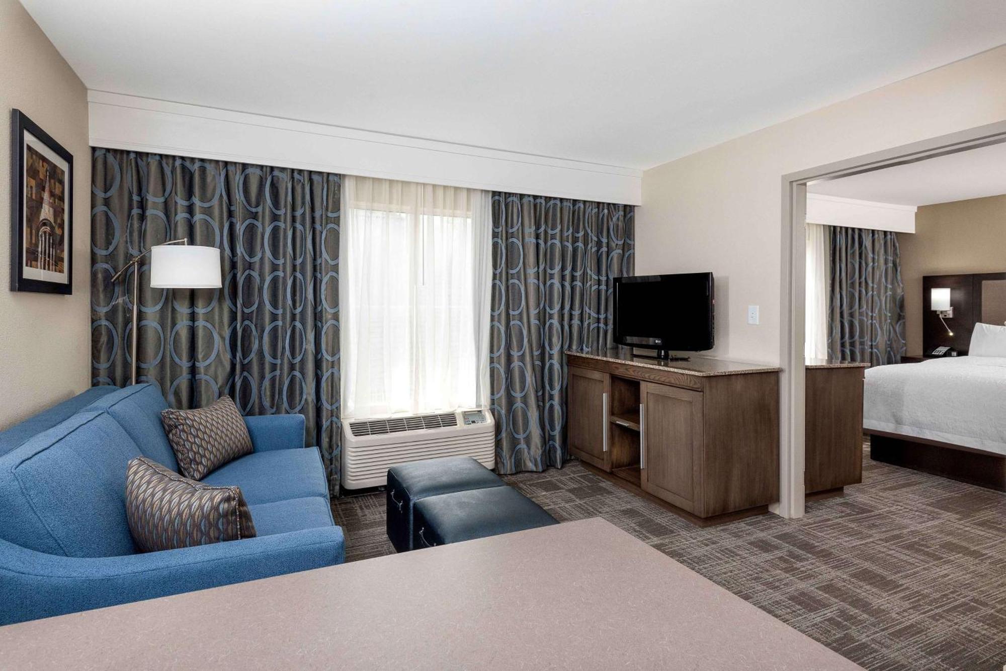 Hampton Inn & Suites Chapel Hill/Durham Eksteriør billede