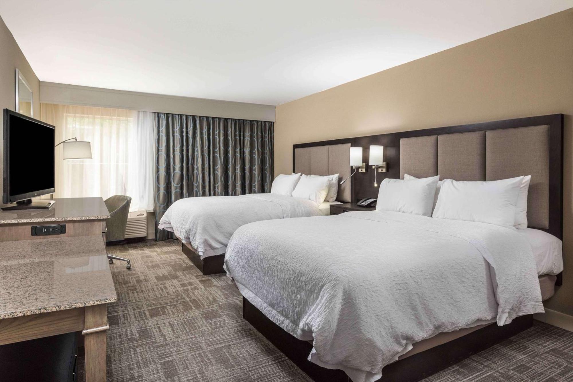 Hampton Inn & Suites Chapel Hill/Durham Eksteriør billede