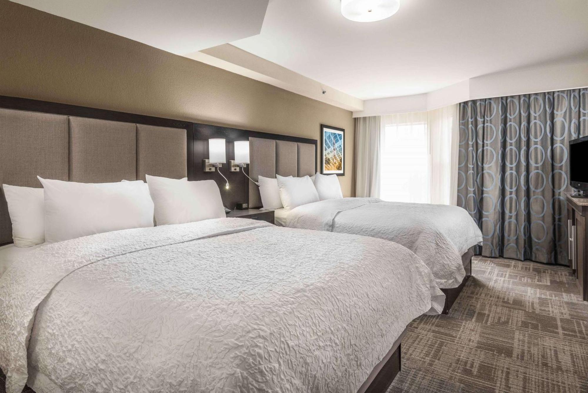 Hampton Inn & Suites Chapel Hill/Durham Eksteriør billede
