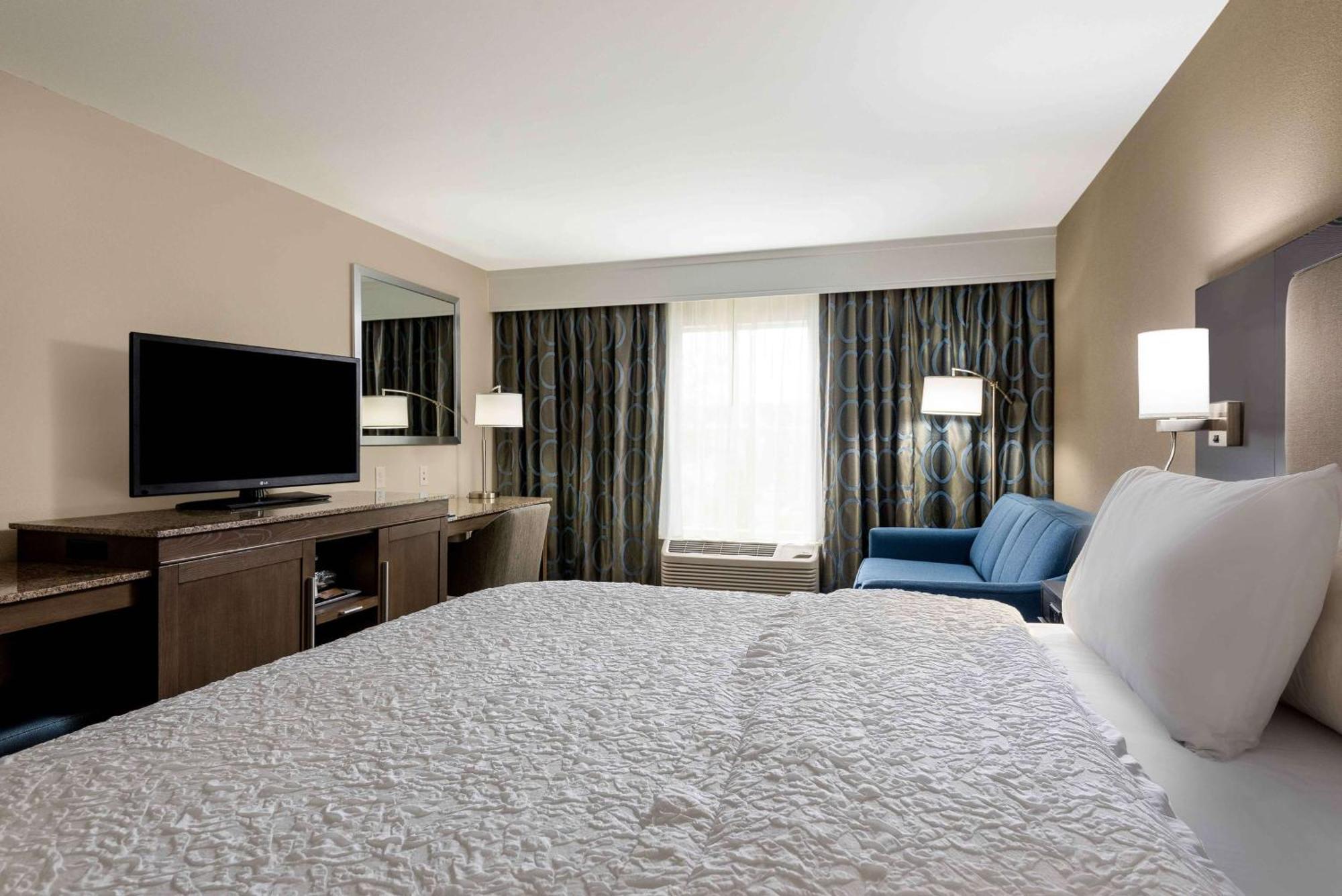 Hampton Inn & Suites Chapel Hill/Durham Eksteriør billede