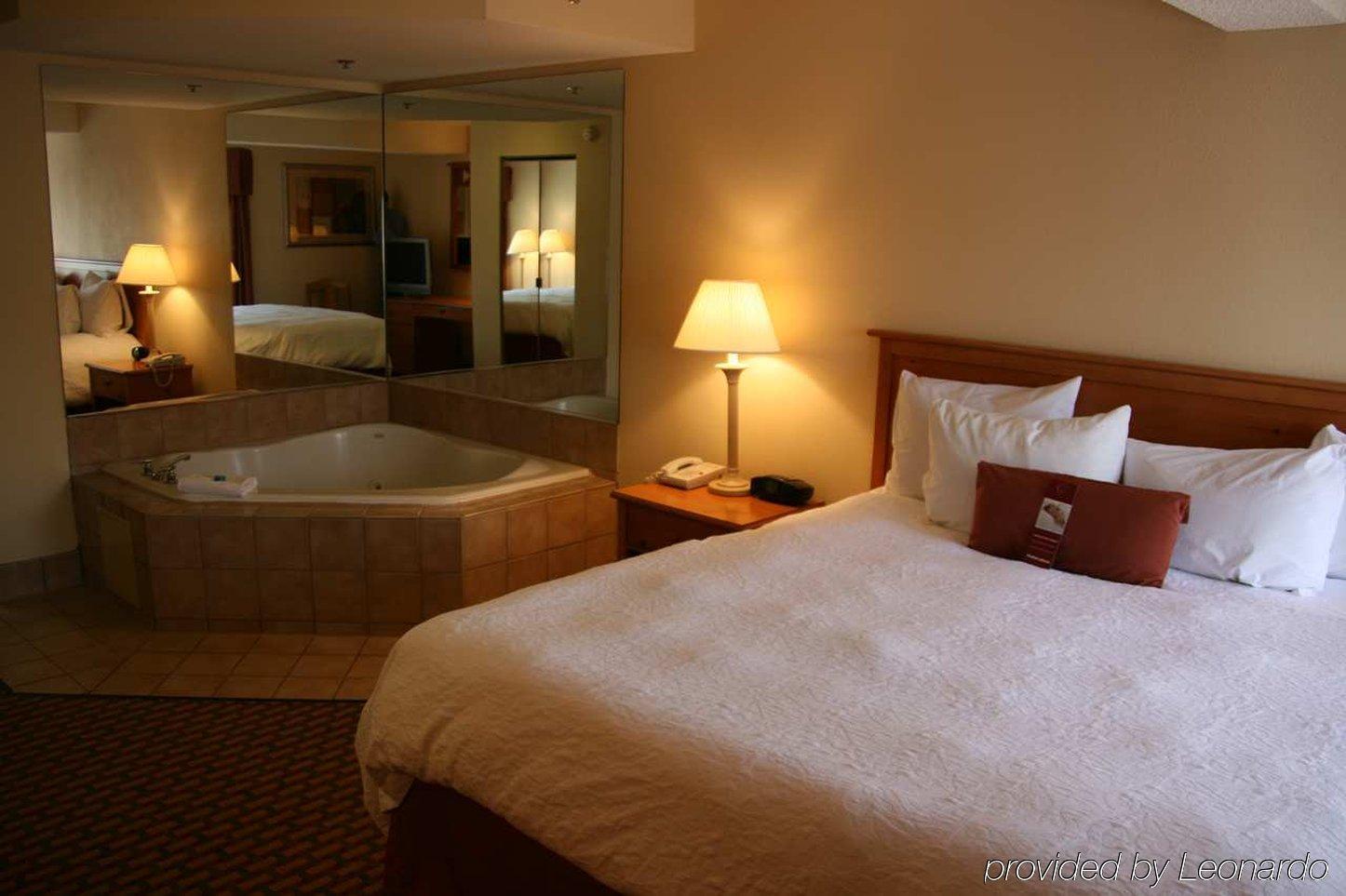 Hampton Inn & Suites Chapel Hill/Durham Værelse billede