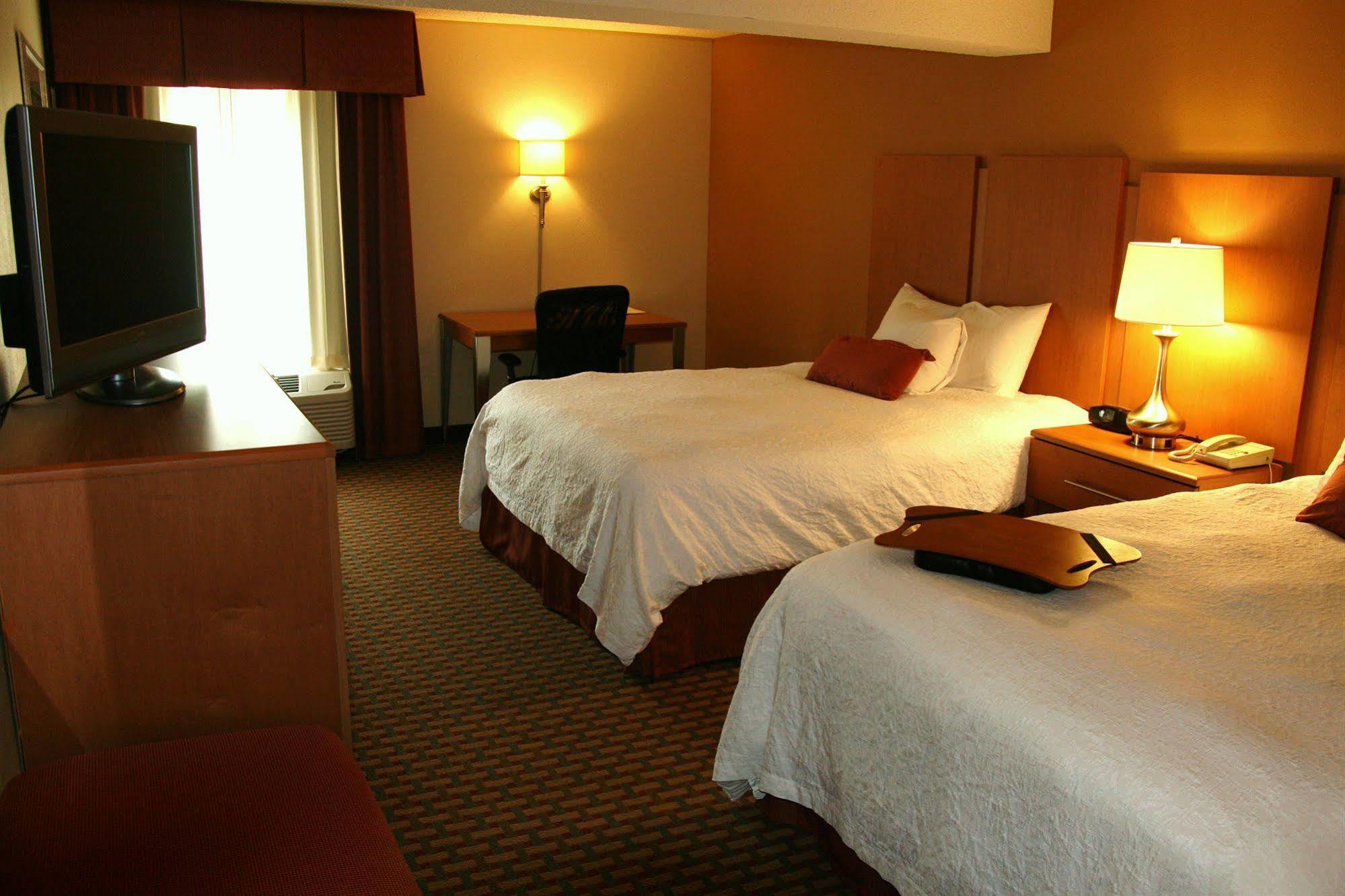 Hampton Inn & Suites Chapel Hill/Durham Værelse billede